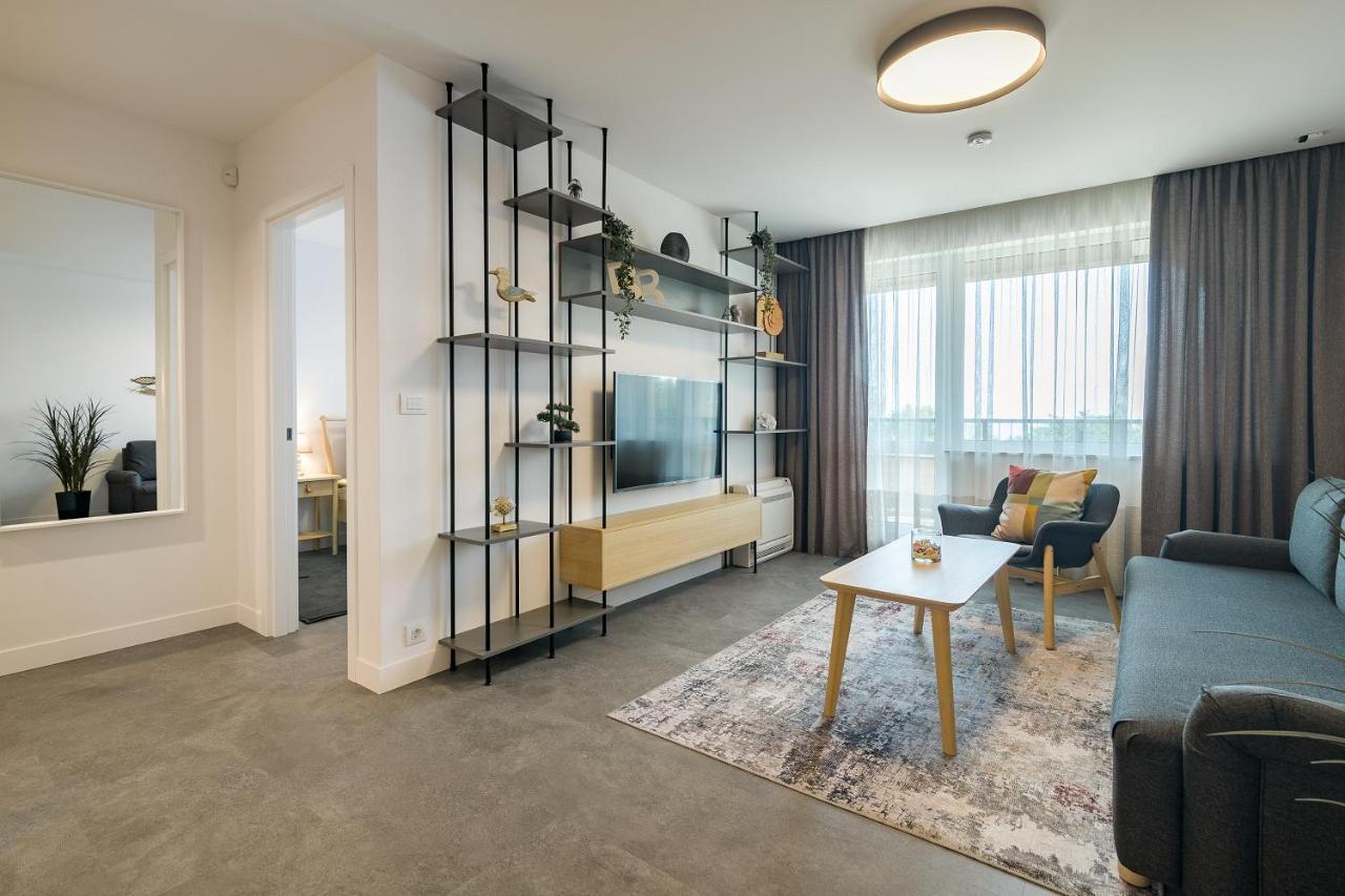 Nobile Apartment - Coral Residence Complex With Parking & Pool Varna Exterior photo